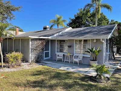 785 Spruce St Englewood, FL 34223