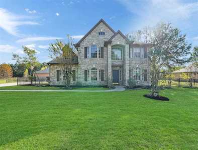 17607 S Yaupon Circle Tomball, TX 77377