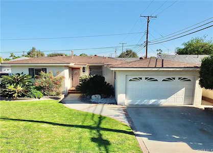 2206 Fanwood Ave Long Beach, CA 90815