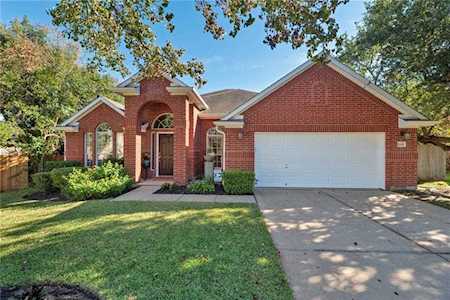 5301 Spirea CV Austin, TX 78749