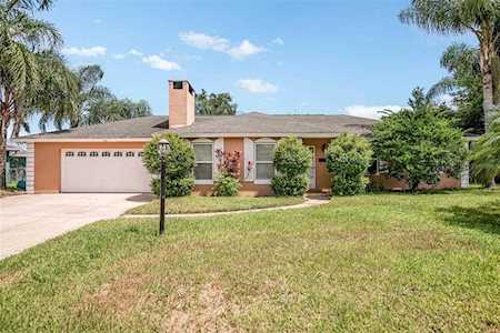 105 Carriage Hill Dr Casselberry, FL 32707
