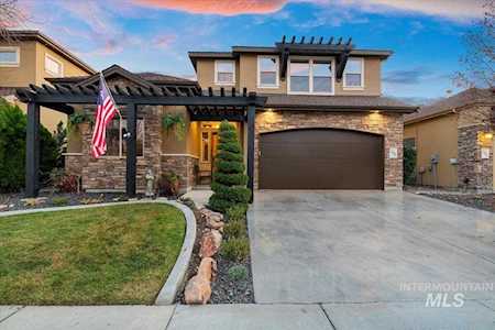 1843 W Colchester Dr Eagle, ID 83616