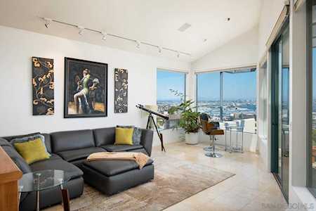 855 Golden Park Ave San Diego, CA 92106