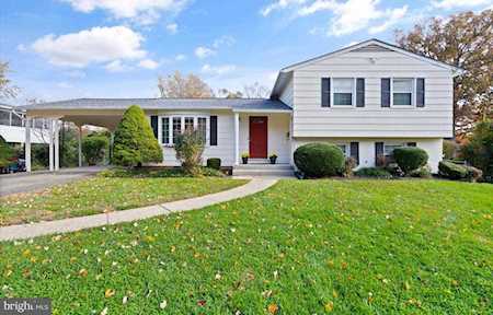 4509 Sonata Ct Fairfax, VA 22032