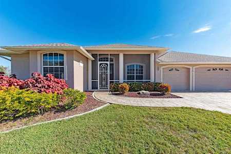 2235 Otter Creek Ln Sarasota, FL 34240
