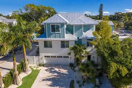 6930 Longboat Dr S Longboat Key, FL 34228