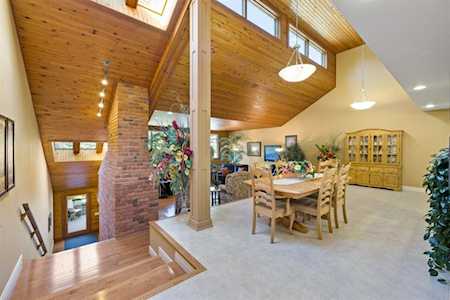 2200 Varsity Estates Dr NW #9 Calgary, AB T3B 4Z8