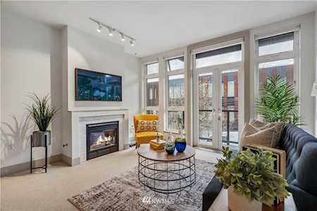 1700 N Northlake Way #208 Seattle, WA 98103