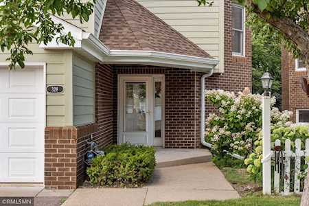328 Parkway Court Minneapolis, MN 55419