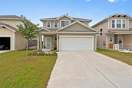 5303 Marsh LN Buda, TX 78610