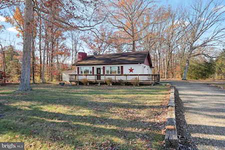 27755 James Rd Mechanicsville, MD 20659
