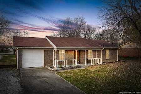 2215 Cornwell Dr Jeffersonville, IN 47130