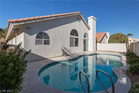 1820 Tropical Breeze Dr Las Vegas, NV 89117