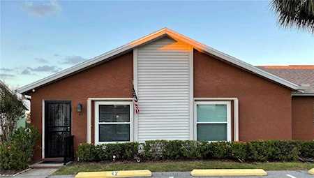 43 E Country Cove WAY N Kissimmee, FL 34743