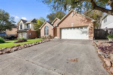 13212 Calf Roping TRL Austin, TX 78727