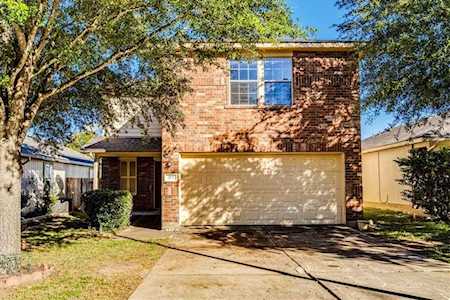 273 Jack Rabbit LN Buda, TX 78610
