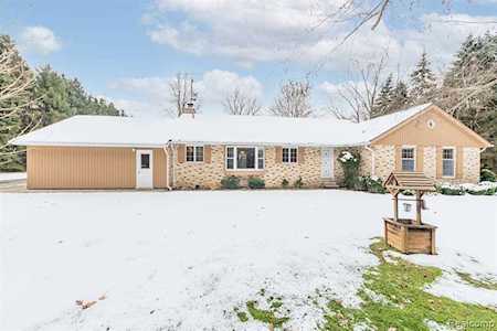 1485 W Barron (5 Acres) Rd Howell Twp, MI 48855