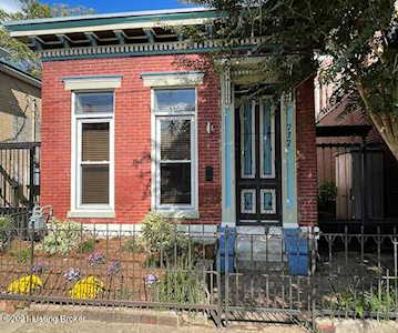 717 Lampton St Louisville, KY 40203