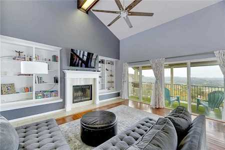 6112 Mountain Villa CV Austin, TX 78731