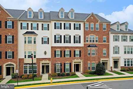 7462 Brunson Circle Gainesville, VA 20155
