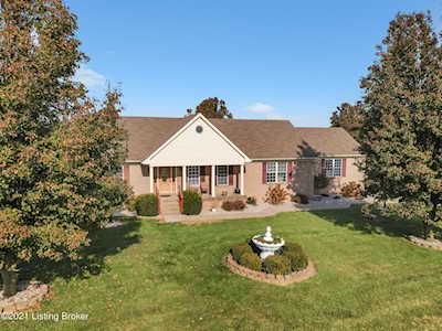 155 Meadowlark Ct Bedford, KY 40006