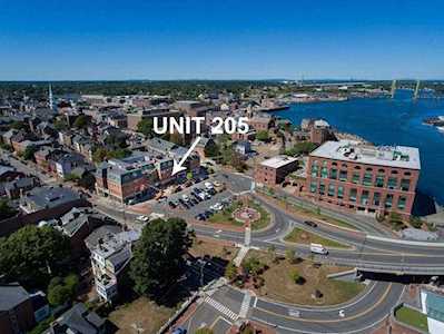 77 State St #205 Portsmouth, NH 03801
