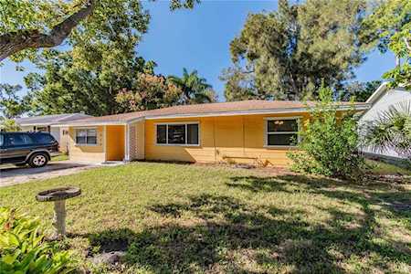 1854 San Mateo Dr Dunedin, FL 34698