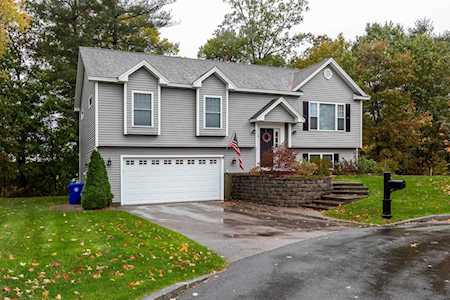 69 S Gray Ct Manchester, NH 03103
