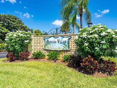 6044 Coral WAY Bradenton, FL 34207