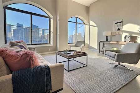507 Sabine ST #905 Austin, TX 78701