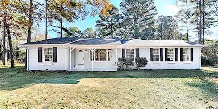 19282 C R 445 Lindale, TX 75771