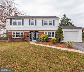12619 Chanler Ln Bowie, MD 20715