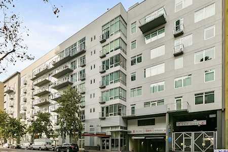645 W 9th St #306 Los Angeles, CA 90015