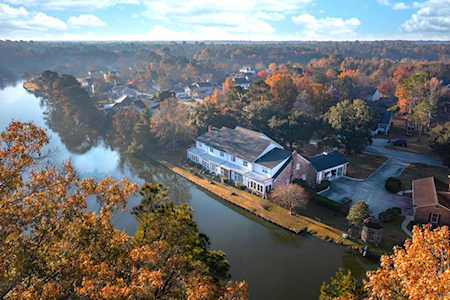 205 Woodlake Dr Summerville, SC 29485