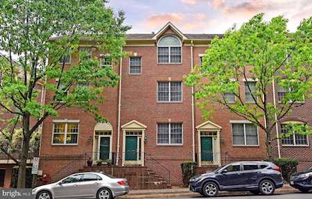 1322 Cleveland St N Arlington, VA 22201