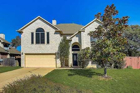 2002 Singing HLS Leander, TX 78641