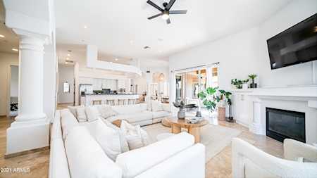 11516 E Mark Lane Scottsdale, AZ 85262