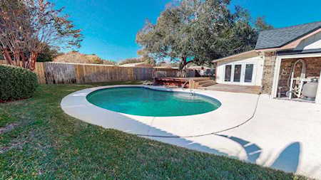 142 Scottsdale Drive Mary Esther, FL 32569