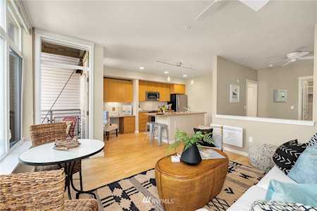 170 Harbor Square Loop NE #A204 Bainbridge Island, WA 98110