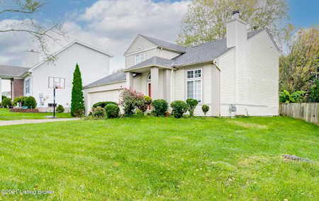 3922 Vantage Pl Louisville, KY 40299