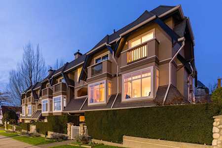 1308 Mahon Avenue North Vancouver, BC V7M 3M3
