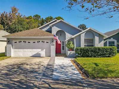 1048 Kelsey Ave Oviedo, FL 32765