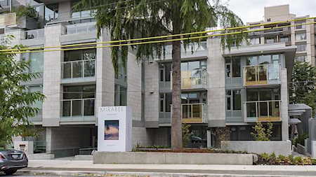 1365 Davie Street #903E Vancouver, BC V6E 1N5