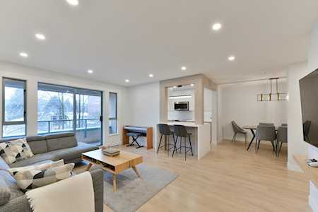 223 Mountain Highway #312 North Vancouver, BC V7J 3V3