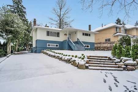 7760 Berkley Street Burnaby, BC V5E 2J7