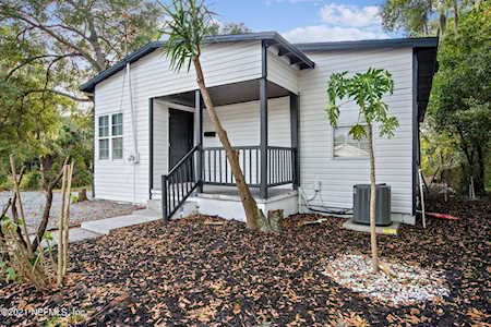 321 10th St Fernandina Beach, FL 32034