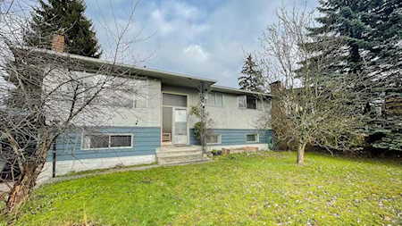 2111 Regan Avenue Coquitlam, BC V3J 3C5