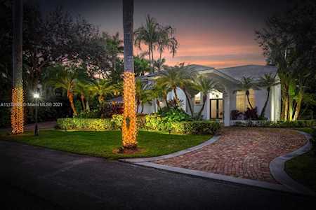 5738 SW 100th St Pinecrest, FL 33156