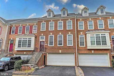 4682 Carisbrooke Ln Fairfax, VA 22030