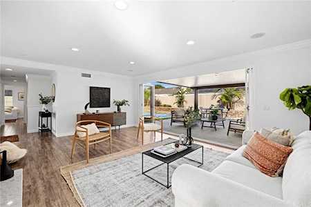 16402 Eagle Ln Huntington Beach, CA 92649